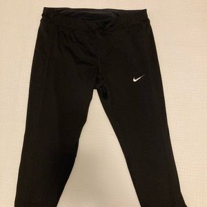 Nike crop leggings